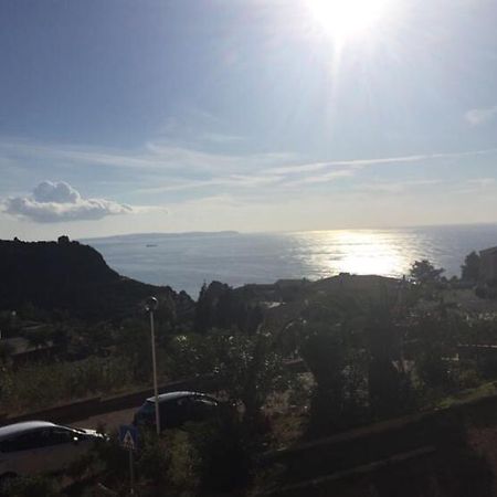 Appartamento "Magnifica Vista Sul Mare" Nebida Eksteriør billede